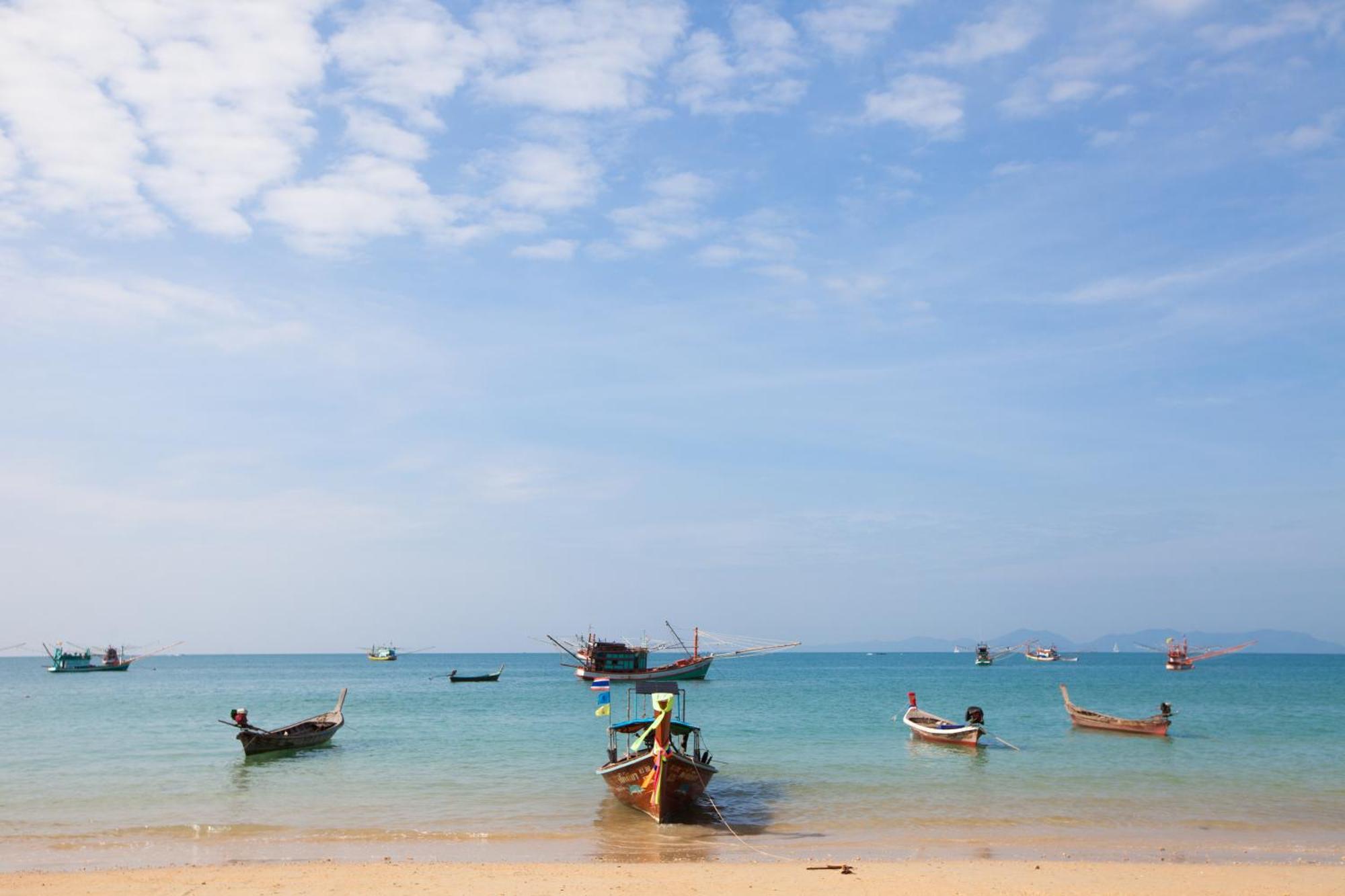 Baan Phukhao Villa Klong Muang Beach Bagian luar foto